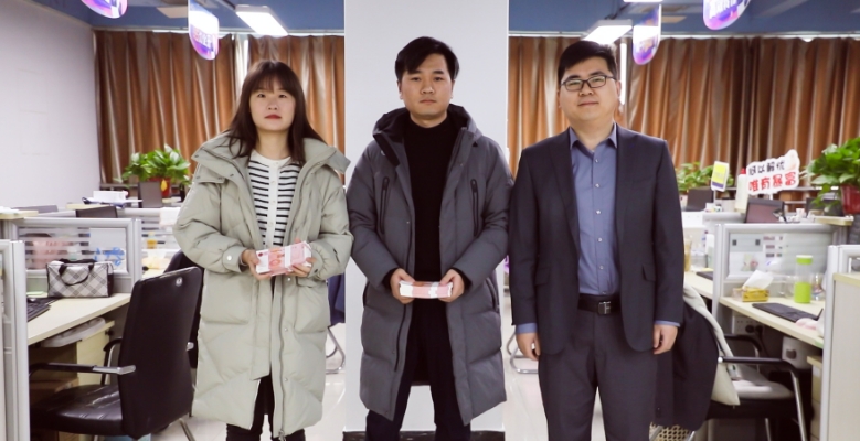 mg冰球突破奢华版(试玩)官方网站