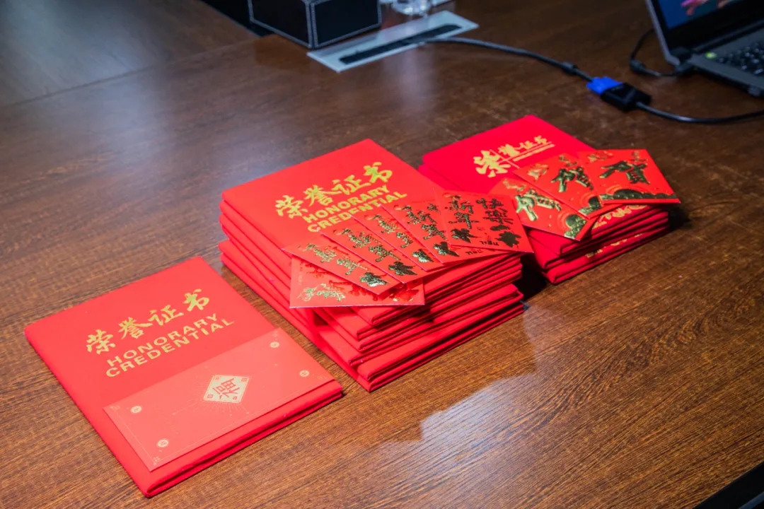 fc49f518645215bcaa71296e8bb3d657